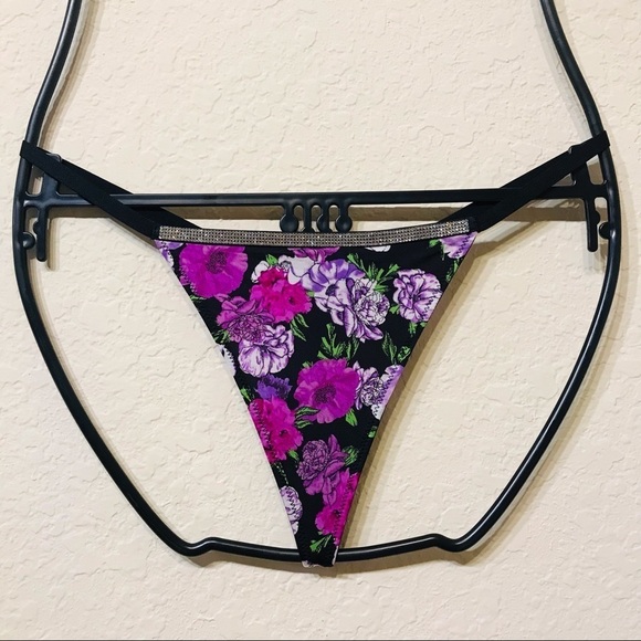 💖 Victoria Secret Very Sexy V-String Panty SEXY - Picture 1 of 7